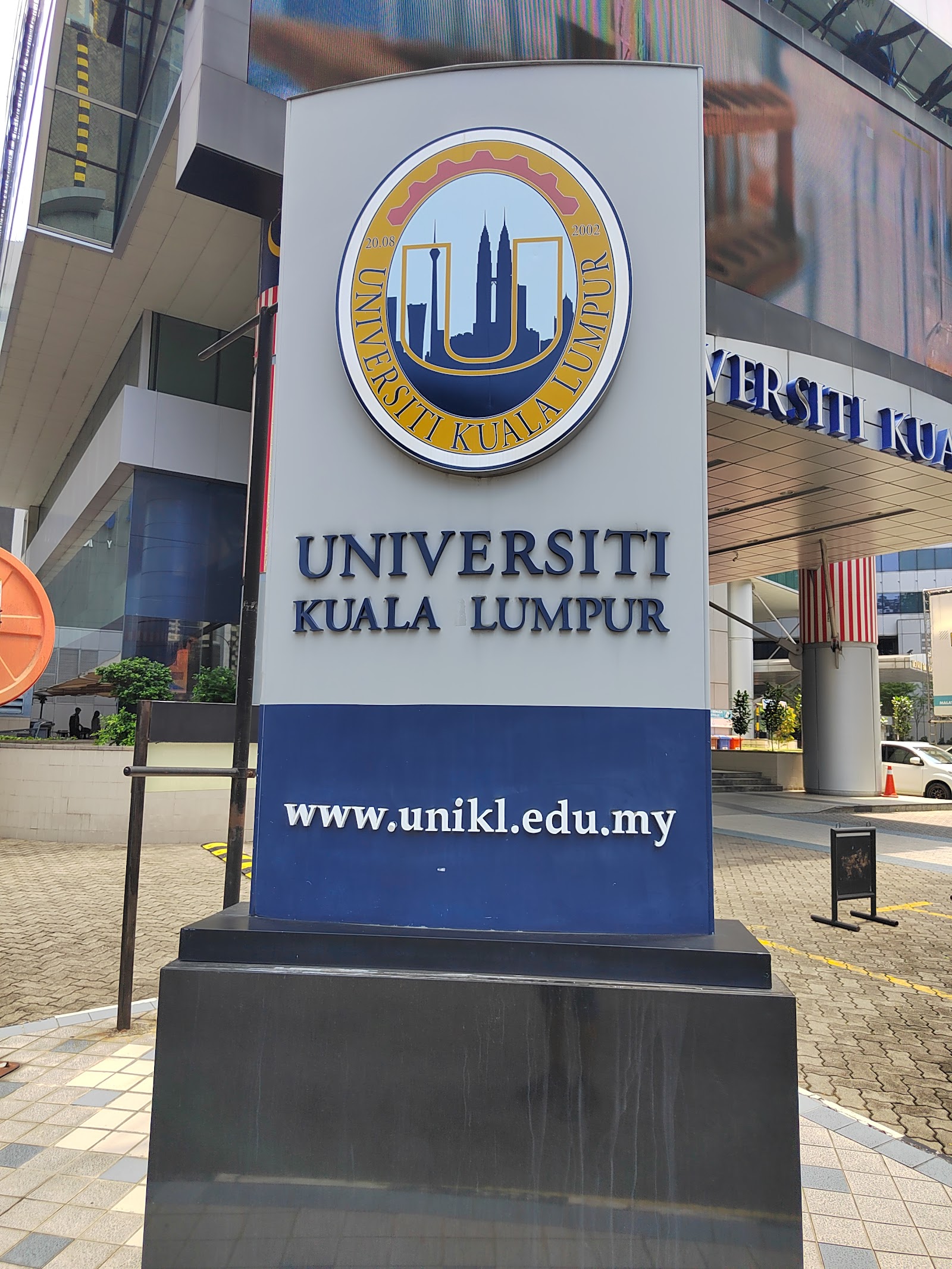 Campus thumbnail 2